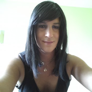 Hadjira - Escort à Messancy Profil de Hadjira, 29 ans, Escort à Messancy (Luxembourg)